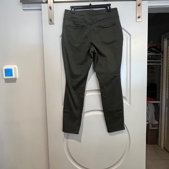 Universal Threads dark Olive Green high waisted button fly chino Pants. GUC! - Picture 4 of 7